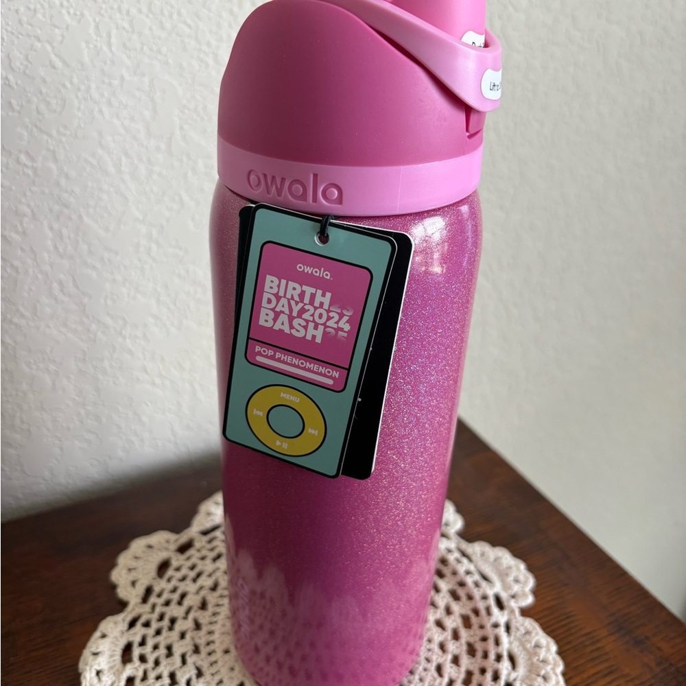 NWT Owala “Back Girl” Limited Edition 2024 Birthday Bash Pink Sparkly 32oz